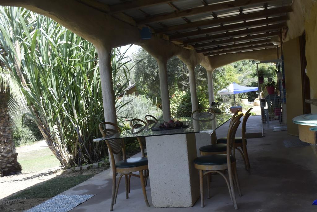 Dutch Farm Israel Acomodação com café da manhã Sede Zevi Exterior foto